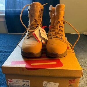 Fitflop Neo-D-Hyker Waterproof Nubuck/Suede/Rubber Women Boots Size 6 New in Box